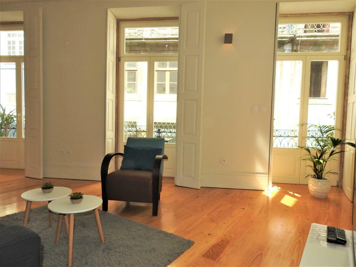 Oporto Delight 1 Luxury Apartment In Historic Center With Balcony Max 4 P Luaran gambar
